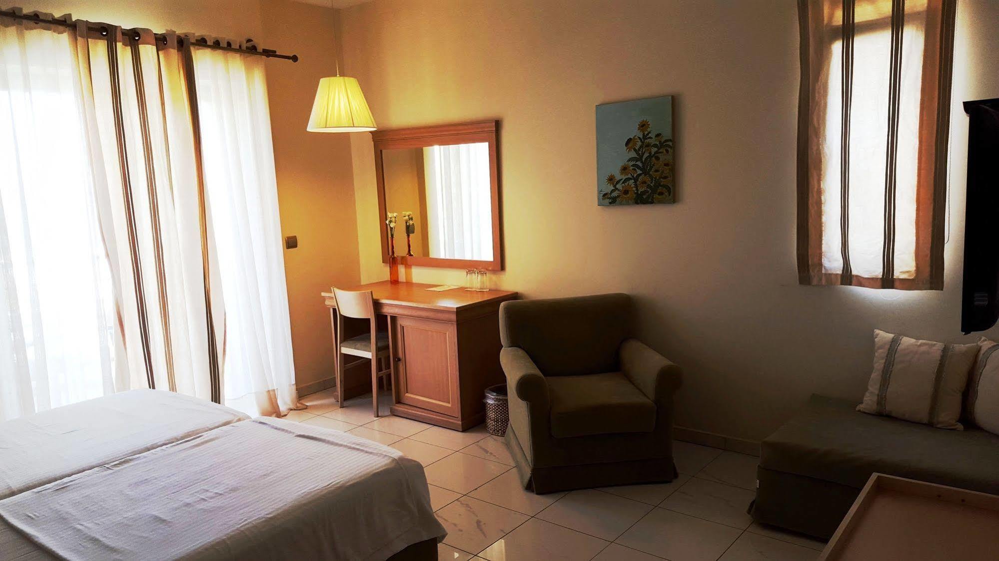 Sea Sight Boutique Hotel Порто-Рафти Экстерьер фото
